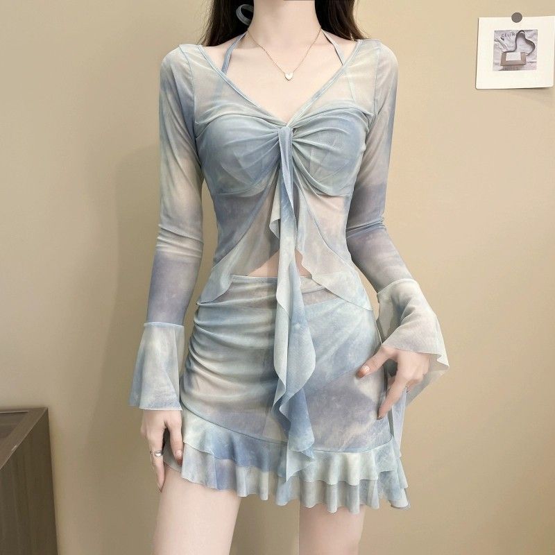 Two-Piece Swimsuit for Women 2025 New Long-Sleeved Four-Piece Set with Cover-Up, Beautiful and Sexy Bikini, High-End Hot Spring Bathing Suit