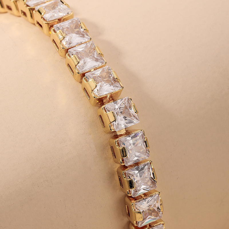 10g Weight Artificial Gemstones Inlay Material Bracelets Classification Alloy Chain Material Tennis Chain Chain Type Anniversary, Business, Travel Occasion Alloy Material Geometric Pattern Women'S Gender Simple Style Style Simple Style Geometric Artificial Gemstones Alloy Tennis Chain Chain & Link Bracelets Wholesale 10