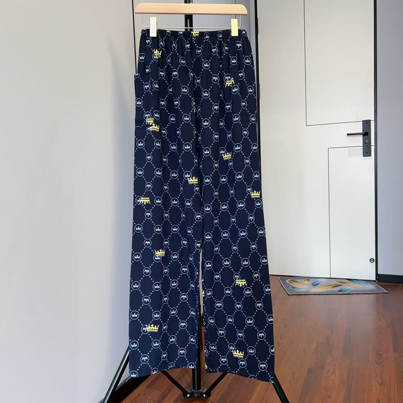 남성용 긴 바지 스타일 13 크라운