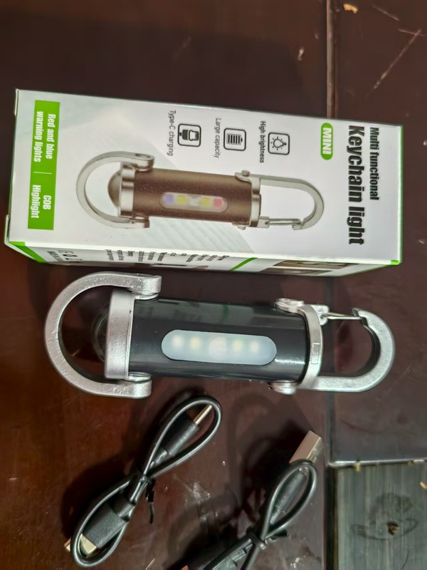 多功能钥匙扣手电筒带LED灯户外夜间照明迷你家用户外挂钥匙扣发|undefined