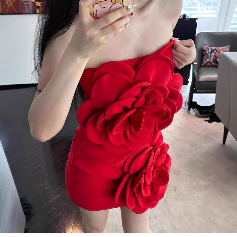 Stunning Stereo Big Flower Pure Lust Sexy Style Tube Top Hip Short Skirt Sexy Red Western Style Dress 2010