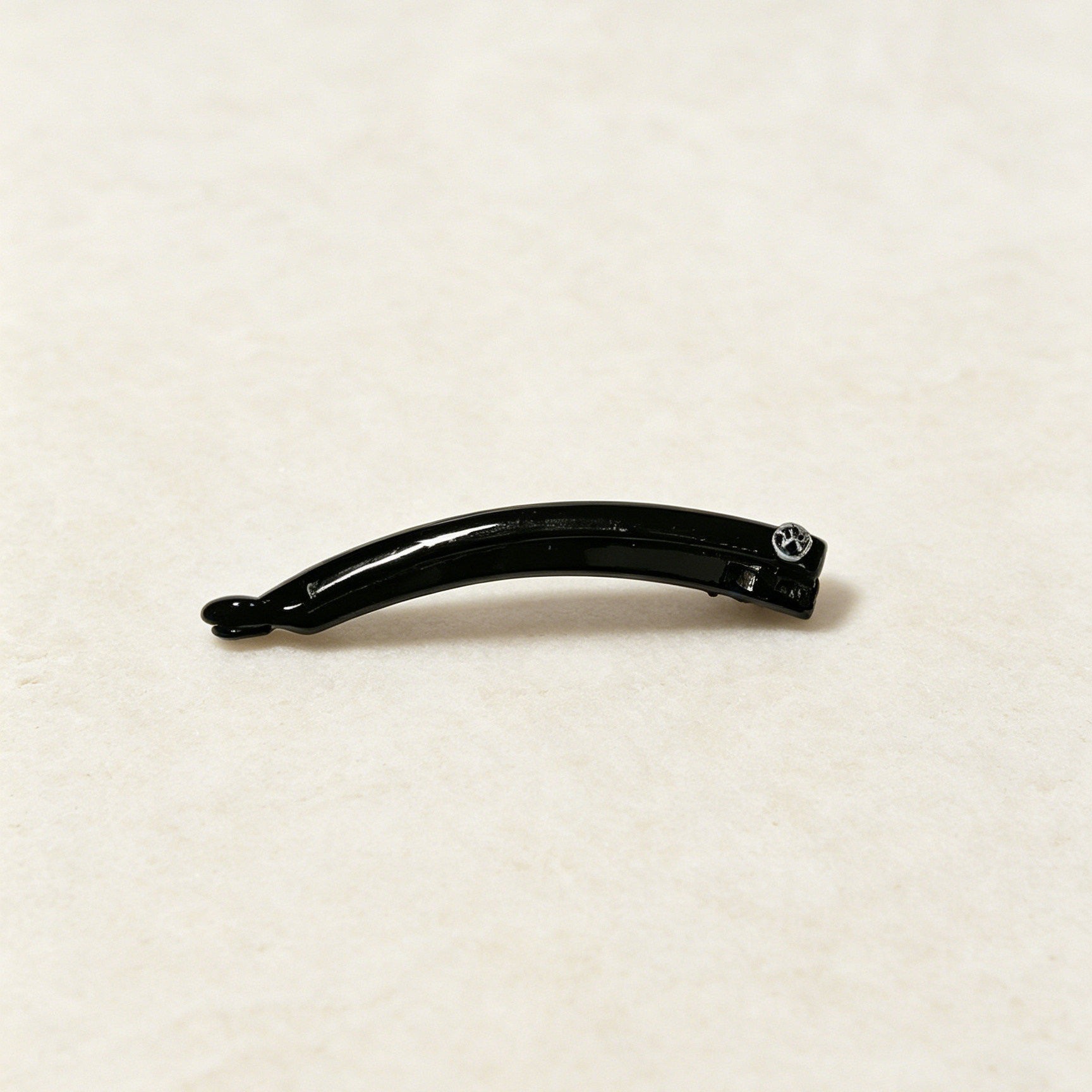 1# small black banana clip - approx. 9.5cm * acrylic
