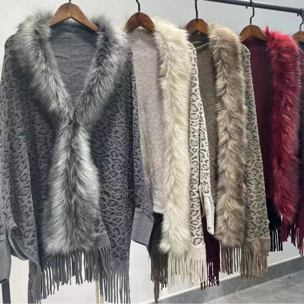 2023针织斗篷女装欧美毛女亚马逊站秋冬皮草毛领豹纹披豹纹毛领披