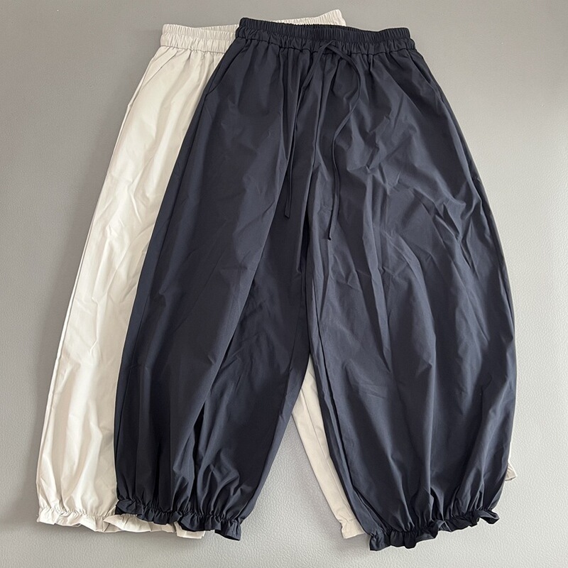 Casual Lace-Trimmed Pants with Elastic Waist, Loose Wide-Leg Style for Petite Women, Cropped Jogger Pants That Slim the Figure and Hide Imperfections