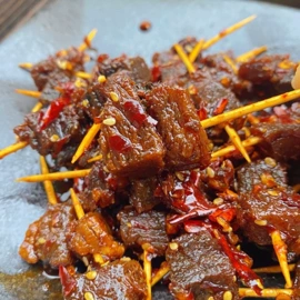 鸡肉零食;兔肉零食;牛肉零食