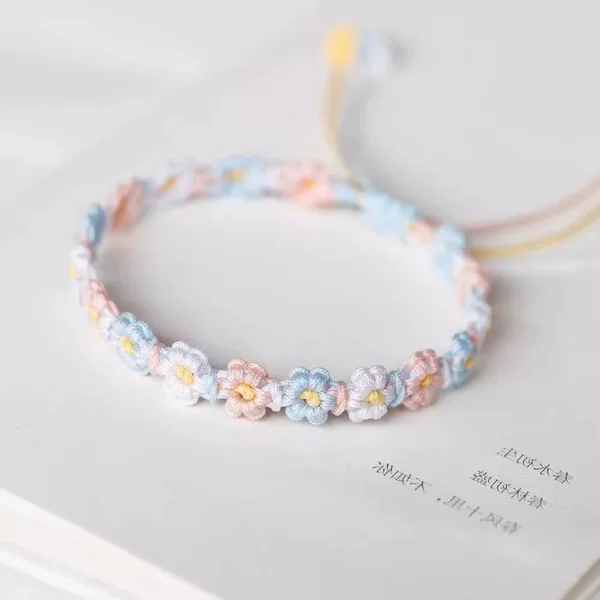 Gradient Daisy Handmade Woven Bracelet for Women, Ins-style Fresh Floral High-Value Bracelet, Gift for Adults and Children