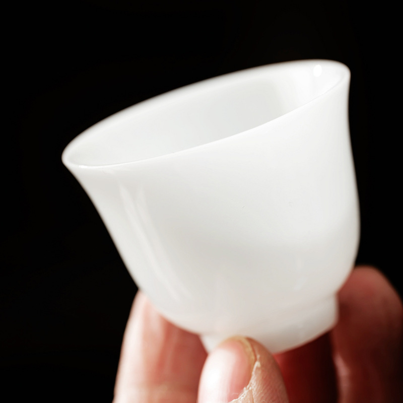 ハイエンドの氷翡翠磁器ティーカップ、小さな徳化白磁ティーカップ、カンフーティーセット、カスタムロゴ付きティーカップ|undefined