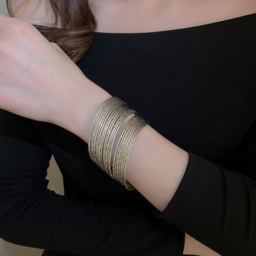 Exaggerated Geometric Metal Bracelet Circular Link Fashion Style_voghion.com