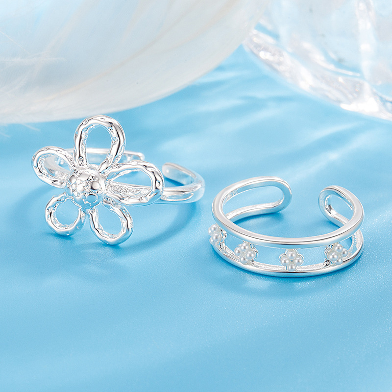 Hollow Flower Pearl Open Ring Women's Niche Design Elegant Ring French Exquisite Accessible Luxury Index Finger Ring