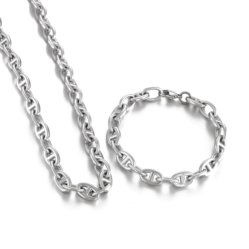 Tarjeta de la rueda de la joyería europea y americana transfronteriza cadena japonesa suéter cadena de moda Oval hebilla abierta collar de Nariz de cerdo pulsera