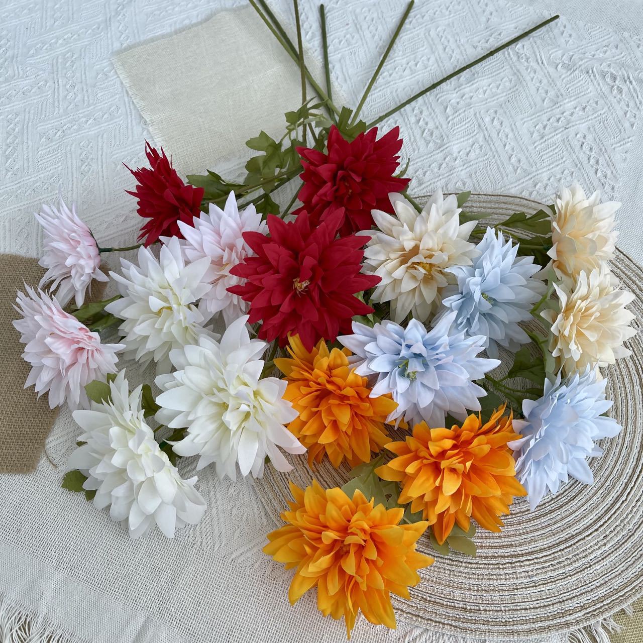 Simulation 3 heads dahlias wedding wedding venue decoration dahlias flower path guide insertion flowers simulation flowers silk flowers 