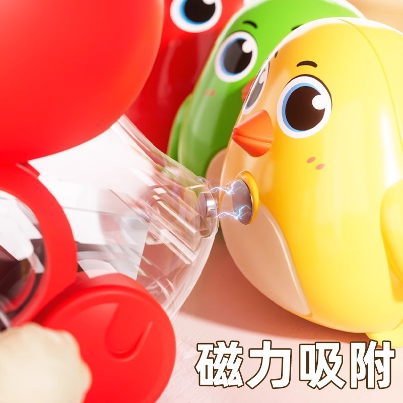 磁気吸引の揺れ動く小さい黄色のニワトリの上で鎖のぜんまいを巻いて子供のニワトリのお母さんの萌えの趣味のかわいい早教の乳幼児は爬行のおもちゃを学びます。|undefined
