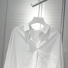 翻领白色衬衫2024春款女装新款外套前短后长休闲显瘦长袖开衫上衣