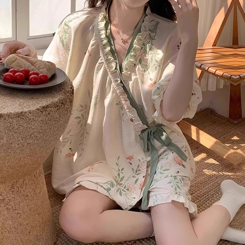 パジャマクラウドコットンパジャマ女性の夏のレトロカーディガン半袖スーツ甘くてかわいい学生は家の服の外で着用できます|undefined