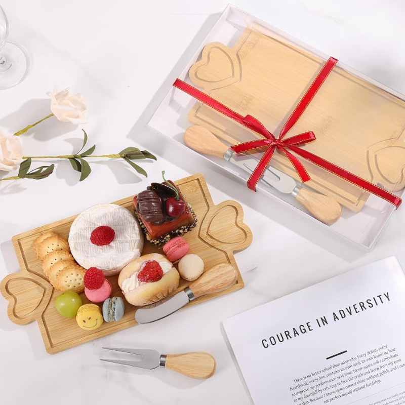 Caja de regalo de queso de Amazon Tablero pequeño con queso de mano Tablero de queso Versión de fruta Juego de caja de regalo Caja de madera de bambú decorativa