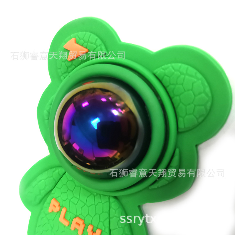 滴塑卡通撞击闪光太空小熊play标签可定服装儿童卡通PVC标带LED灯