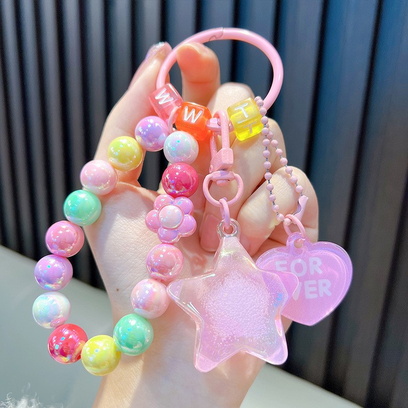 Cuentas de asiento osos colgantes de llaves de bolsos acrílicos exquisitos colgantes de llaves de automóvil colgantes pequeños regalos al por mayor