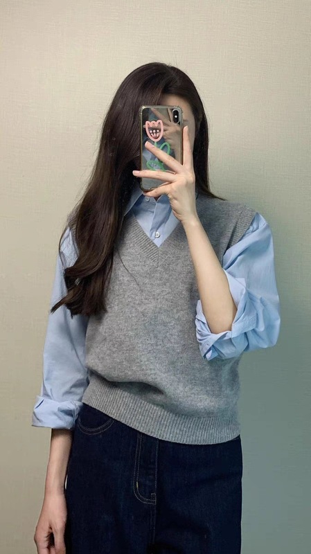 灰色V领针织马甲毛衣背心女2025年春秋宽松纯色马夹叠穿无袖坎肩|undefined