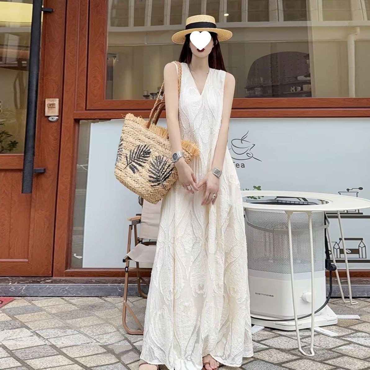 Design elegant summer dress sleevless