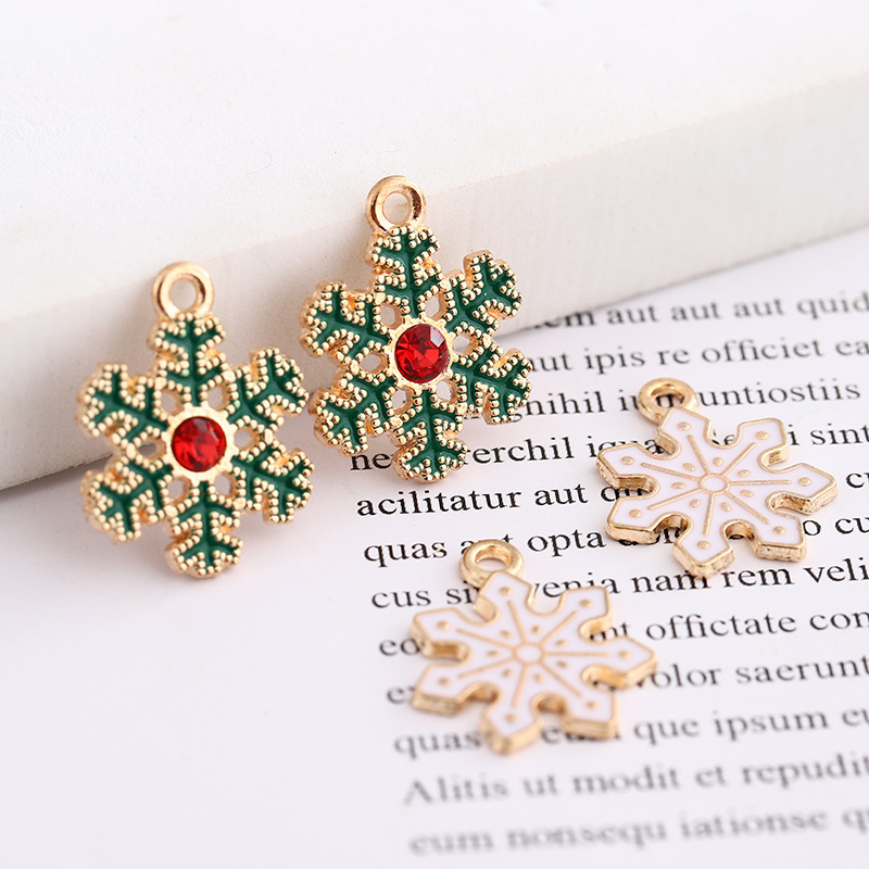 Cross-border simple alloy oil dripping snowflake Christmas pendant DIY jewelry accessories bracelet necklace accessories