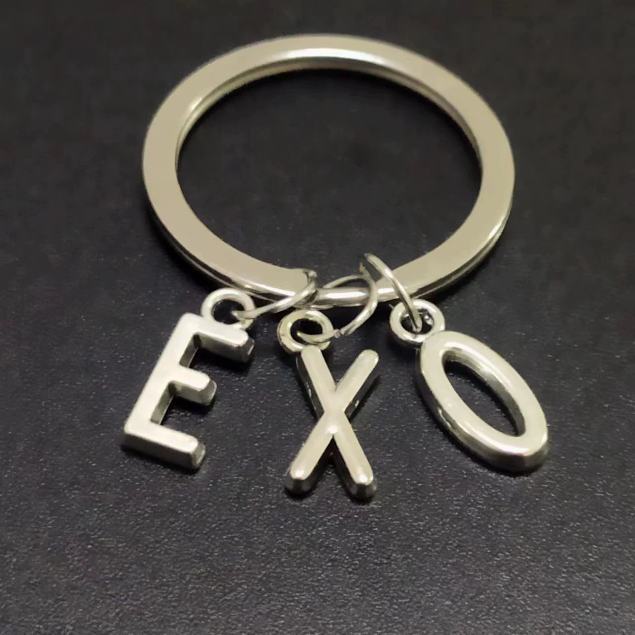 Девушки Генерации EXO BOA RAIN BTS Wonder Girl WG TXT TWICE Korean Trouins Кольца с брелоками