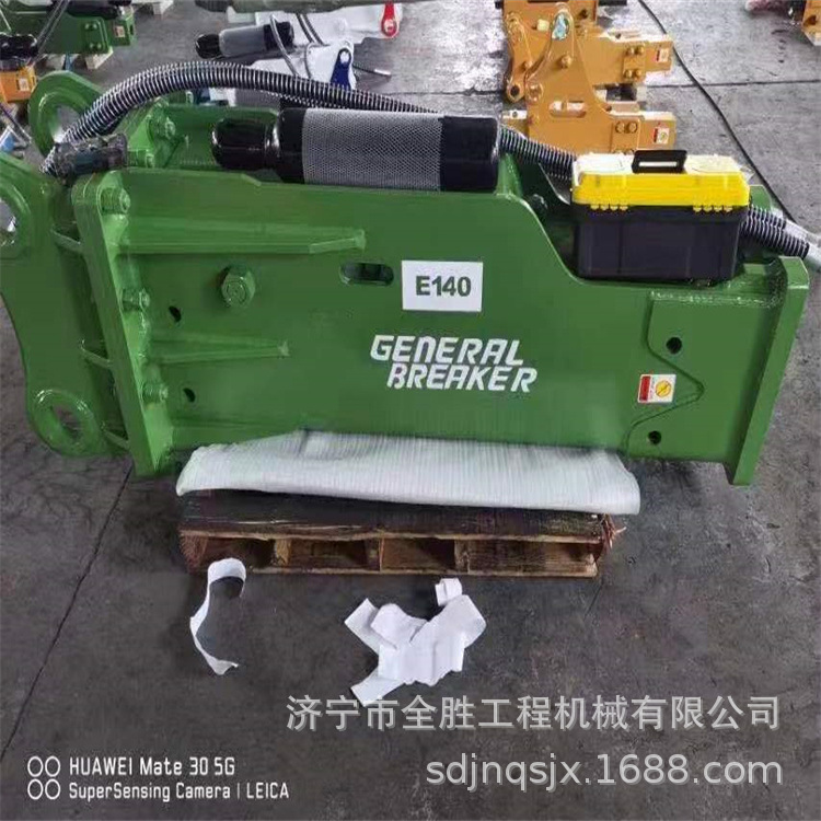 PC240-7挖掘机破碎锤机械快换 中缸体 挖斗 铲斗油缸总成