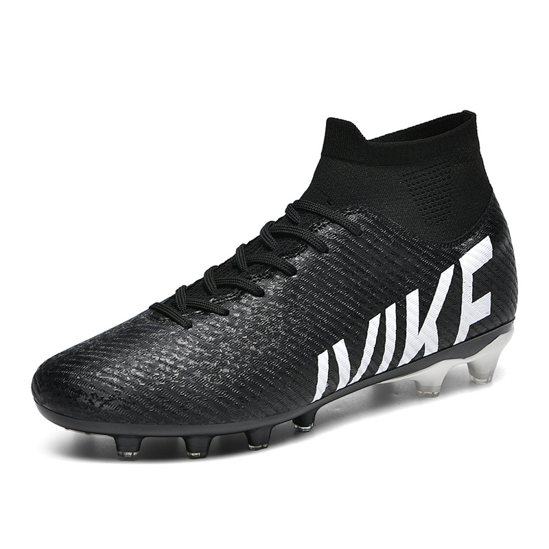 2025 nuevas zapatillas de fútbol transfronterizas para jóvenes al aire libre de tachuelas largas competencia de caña alta venta al por mayor cómoda venta directa de fábrica de césped