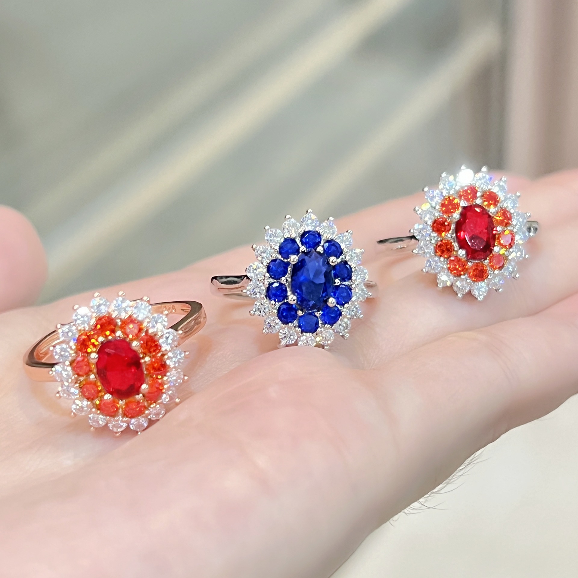 Anillo estilo princesa diana con zafiro joya chapada en oro mujer_voghion.com