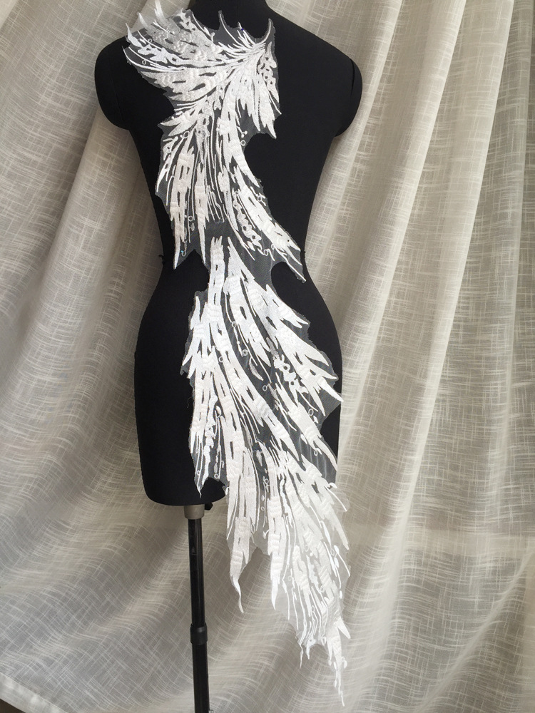 大尺寸翅膀刺绣图案蕾丝花贴 DIY婚纱维密裙装饰辅料材料 本白色