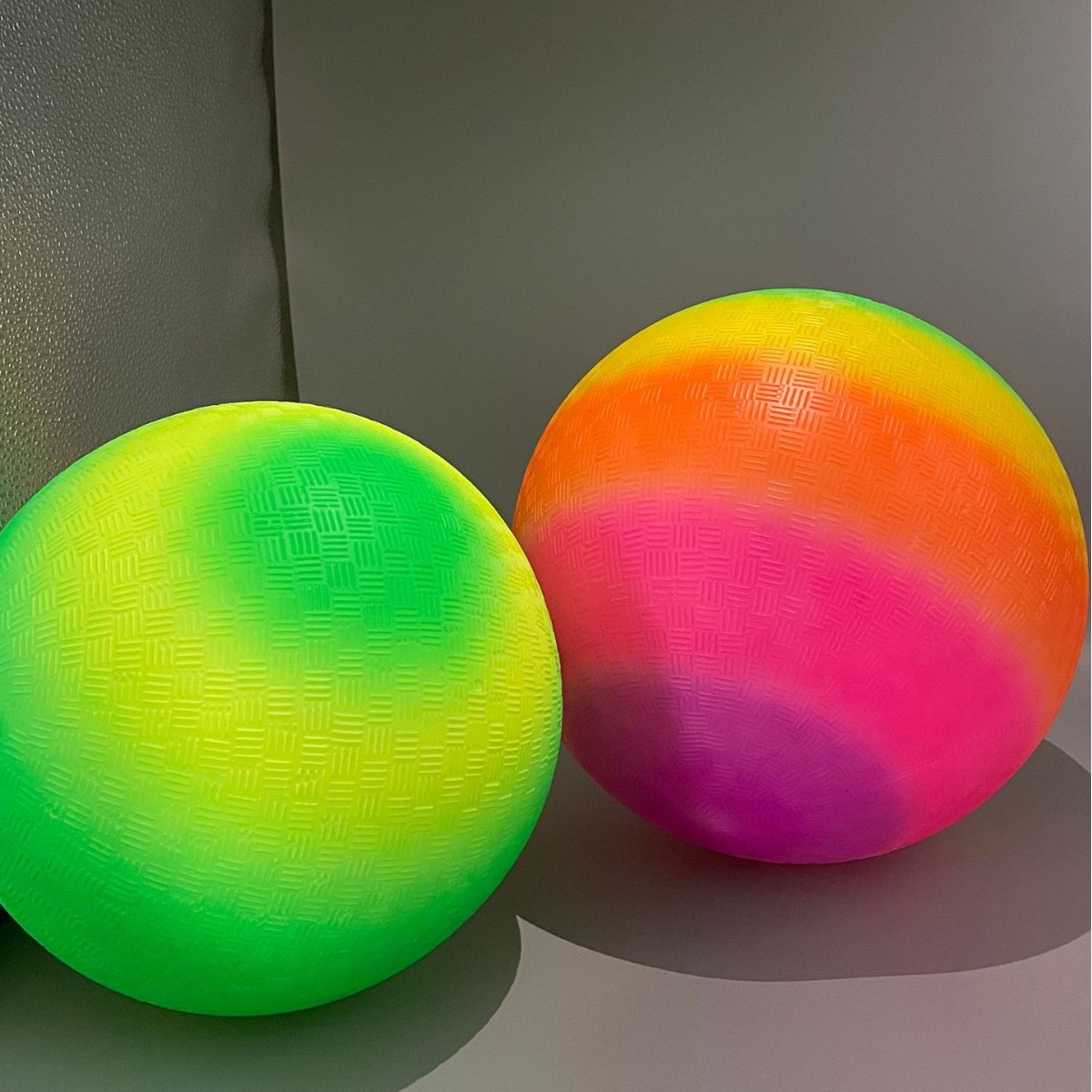 Rainbow travel toy