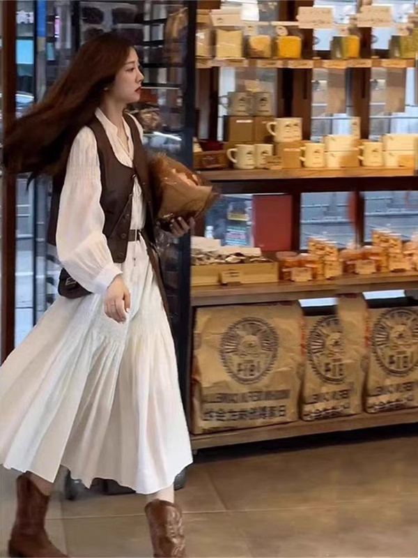 Bohemian Style Dress for Women 2025 Spring Yunnan Travel Photo Vacation Wear White Long Skirt with Vest