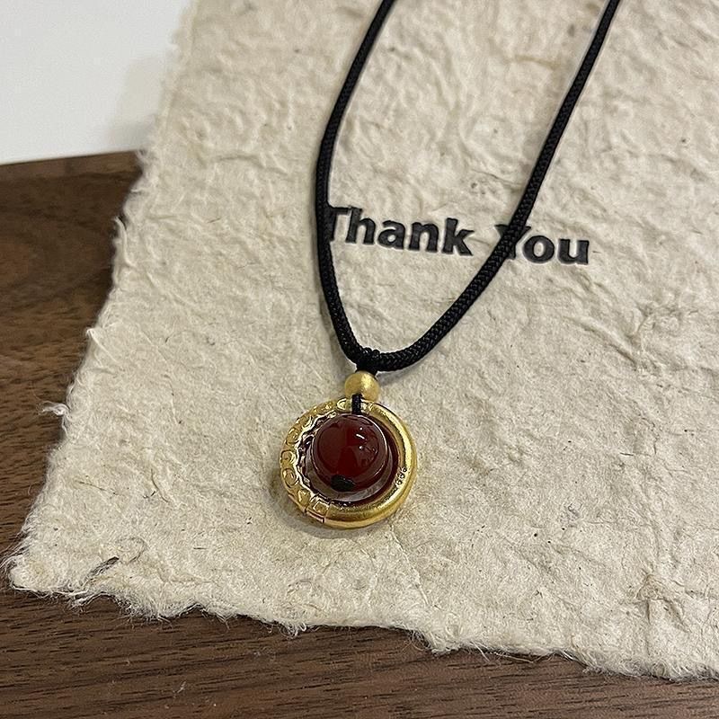 Acacia frijoles collar de hebilla de seguridad para mujeres lujo ligero de alta sensación de anillo de colgante de miel nueva tendencia china de cuerdas trenzadas collar