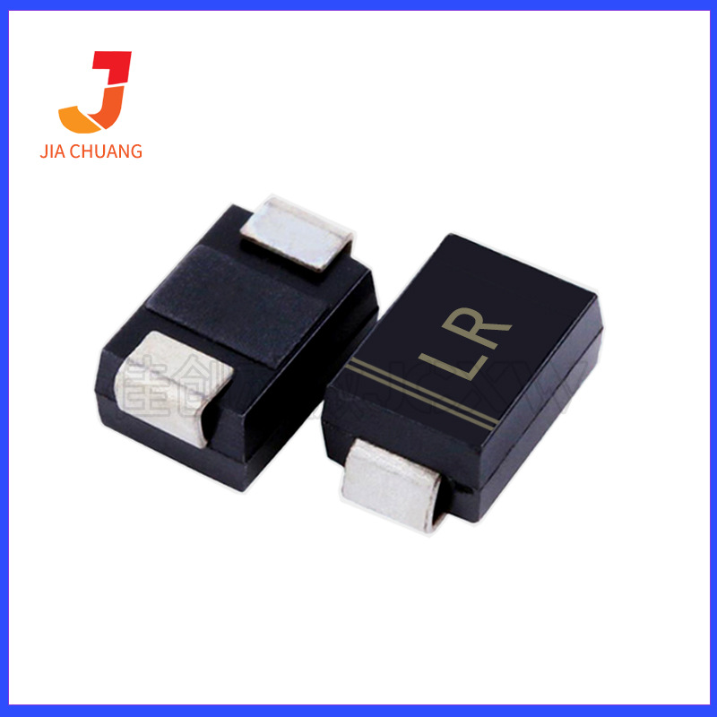 国产替代 大芯片 SMBJ17A 中性丝印:LR 600W DO-214AA 单向TVS管