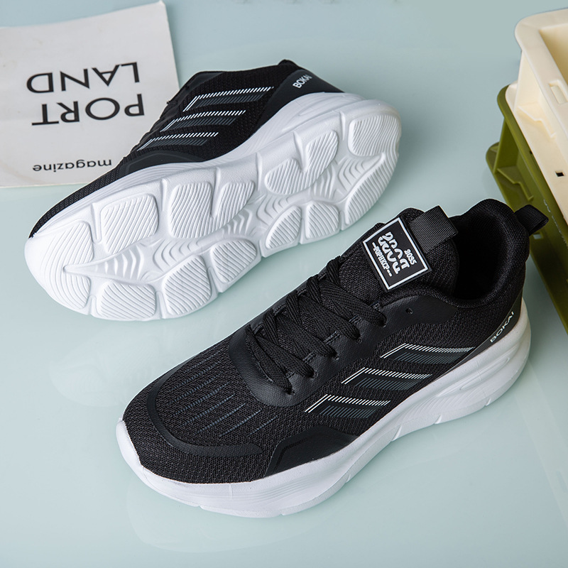 Nuevos zapatos de pareja, zapatos casuales transpirables de malla de suela suave, zapatos blancos, zapatos deportivos ligeros y cómodos para hombres, zapatos para correr para estudiantes