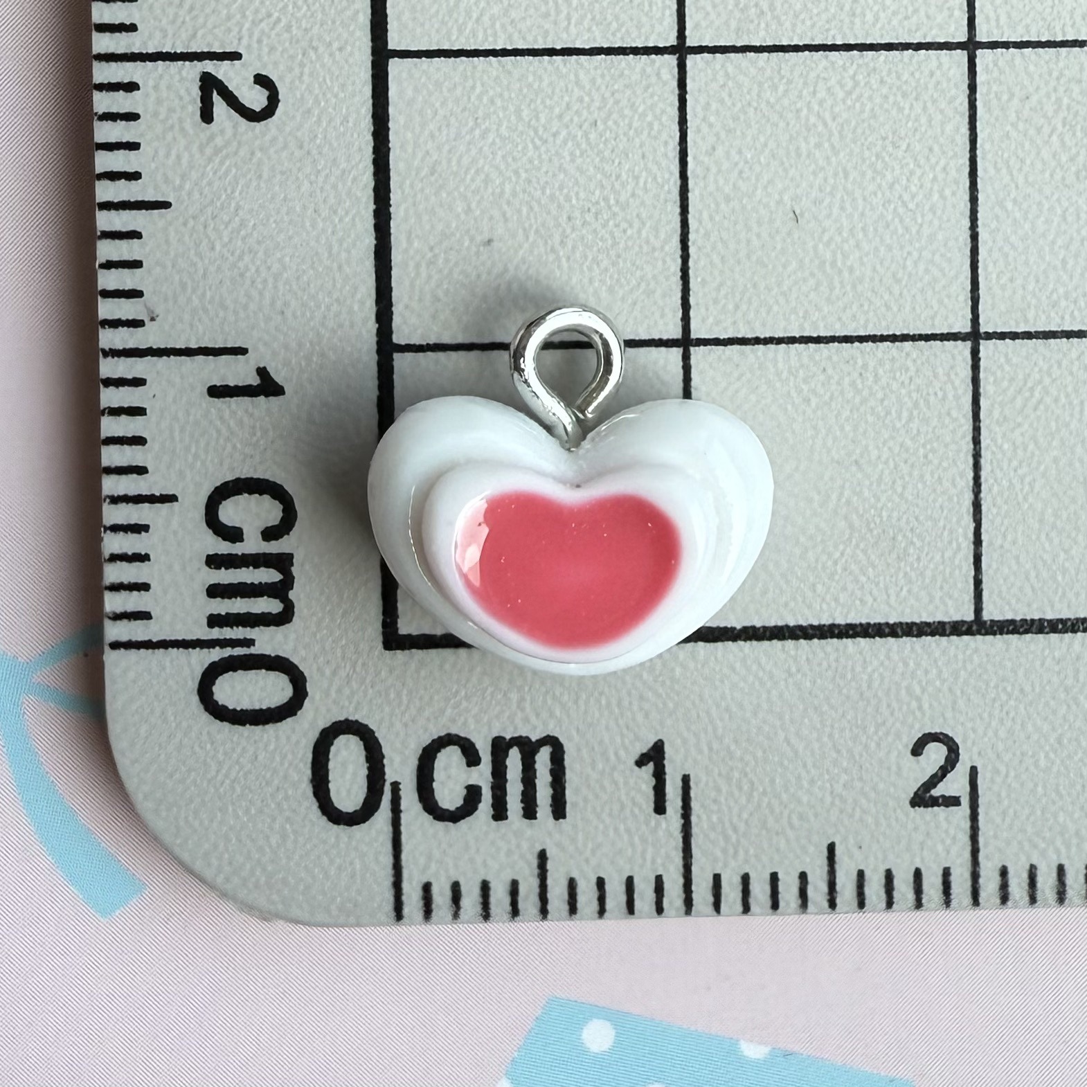 4g Weight Pendant Jewelry Making Type 11 * 13mm Jewelry Making Size DIY Ornament Accessories Classification 1 Piece Quantity Resin Material Heart Shape Pattern All Seasons Season Polished Finish Sweet Style 1 Piece 11 * 13mm Resin Heart Shape Polished Pendant DIY Ornament Accessories 3