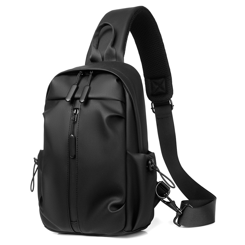 Bolsa de pecho de los hombres directos de fábrica de ocio al aire libre pu crossbody bolsa de pecho de carga usb multifuncional bolsa de pecho multi-color opcional