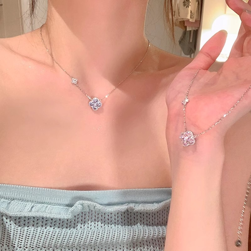 Korean Style Full Diamond Lucky Four-Leaf Flower Necklace Women's Accessible Luxury High-End Niche Clavicle Chain Accessories Neck Necklace Choker