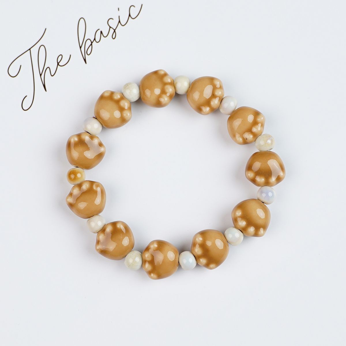1746-03 Brown claws