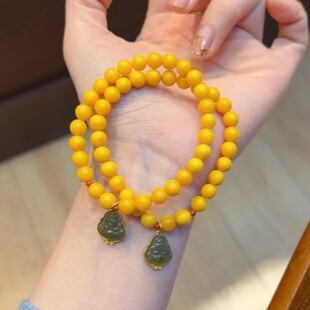 Natural old beeswax single-circle bracelet full of honey chicken oil yellow old beeswax with Hetian jade Buddha size about 6.6mm
