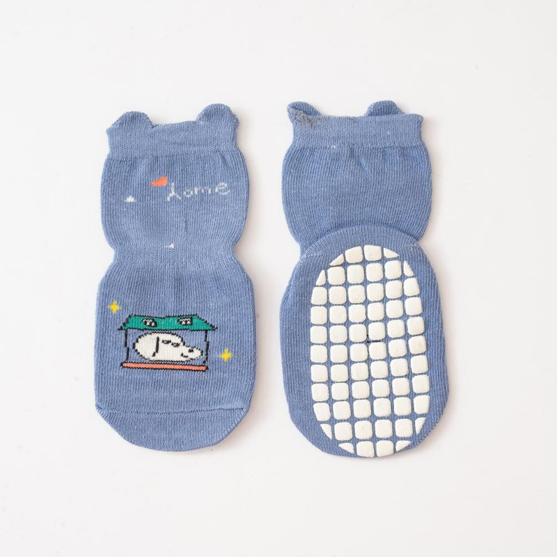 2023 calcetines de piso de dibujos animados de bebé calcetines de niño de otoño e invierno de algodón transpirable antideslizante inferior calcetines DE LOS NIÑOS Calcetines de trampolín