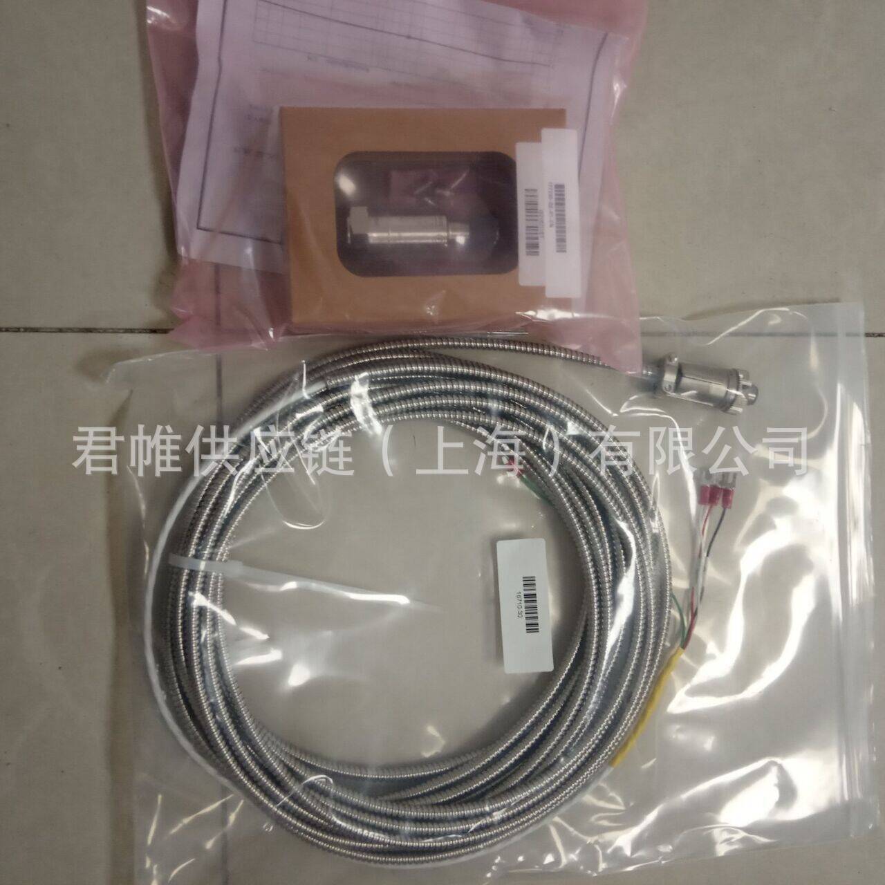 价格需核实  BENTLY  轴位移探头   型号：330103-00-09-10-02-00