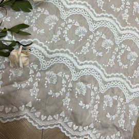 毛绒线绣花布料双边波浪花边天丝底绣花布料Lace fabric supplier