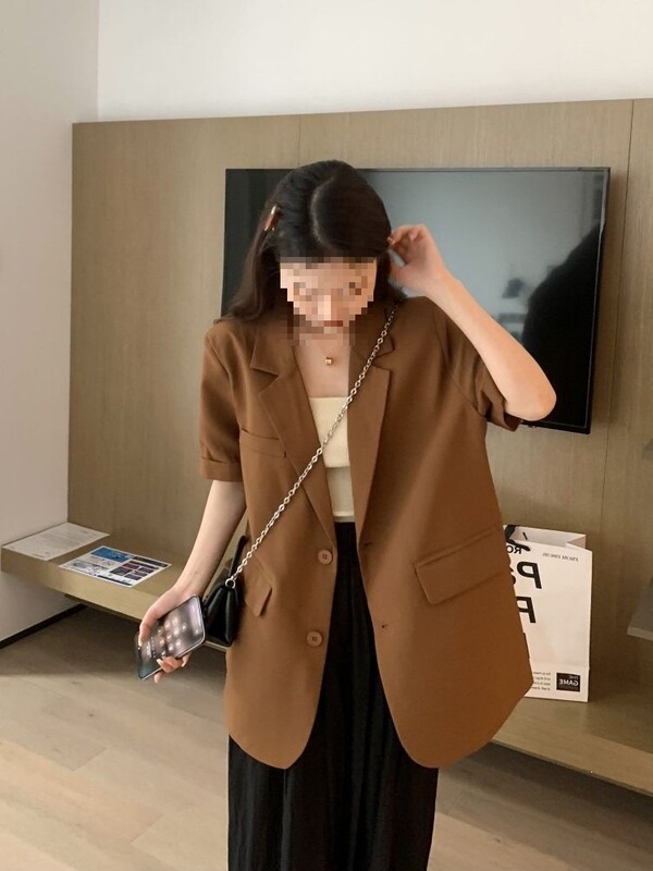 Short-Sleeved Suit Jacket for Women, New Summer Style, Korean Style, Loose Fit, Drapey Professional Top for Petite Figures, Trendy Short-Sleeved Suit Jacket for Women, New Summer Style, Korean Style, Loose Fit, Drapey Professional Top for Petite Figures, Trendy