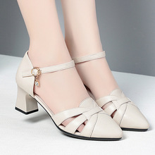 包头凉鞋女夏季新款尖头中粗跟中空女士包跟凉鞋跨境ebay妈妈凉鞋