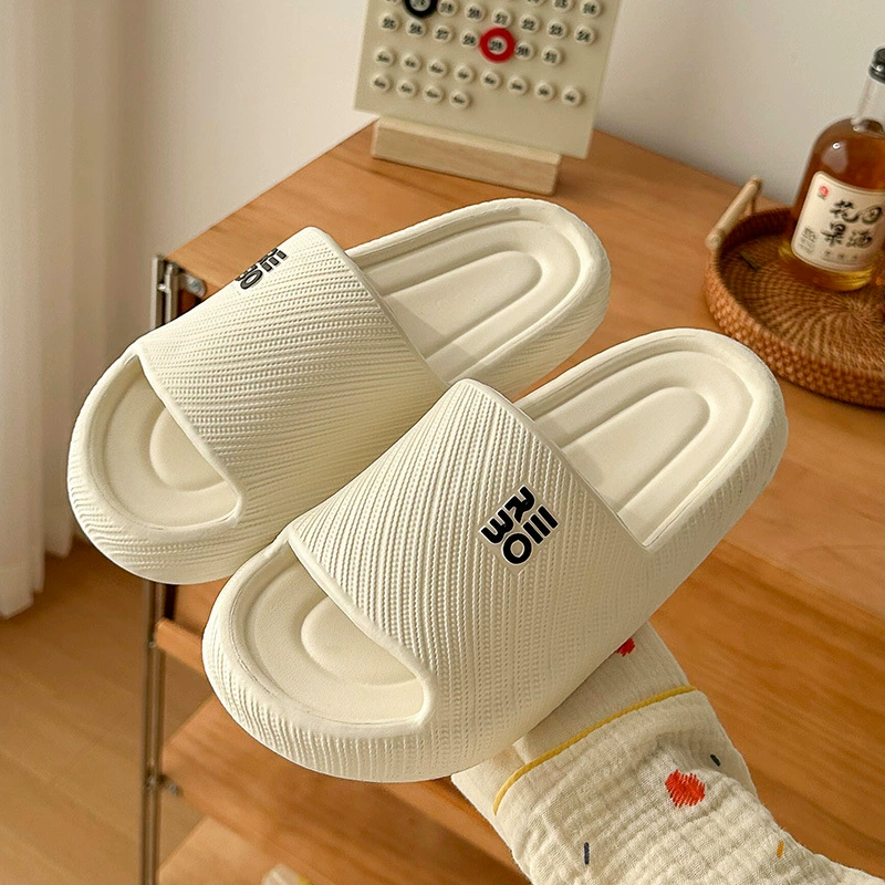 Новый стиль тапочки для женщин Летний Крытый Дом Ванна влажный и сухой двойного назначения с толстым дном дезодорант домашние наружные массажные сандалии для мужчин
