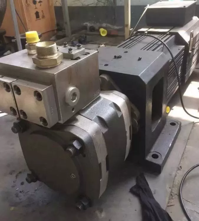 Гидравлическая станция вулканизатора с двигателем 7,5 кВт и шестеренчатым насосом, комплект насосов с двойным лопастным насосом для пеногенератора 150T-94FR+PA