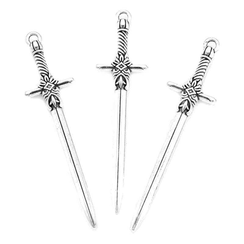 Nuevo 5 colores hechos a mano DIY aleación joyería accesorios espada colgante espada larga accesorios M74