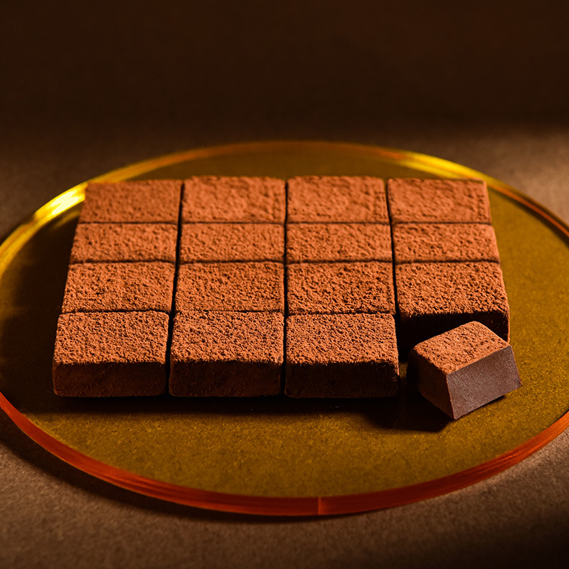 Farsmiyu Original Raw Chocolate Japanese Style Snack Gift Box for Wedding Favors 150g 30 Pieces