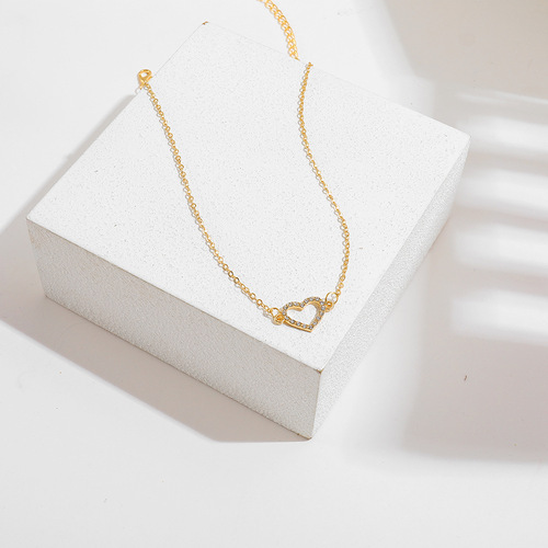 Eurasian Cross-Border New Diamond Heart Lockchain Creative Retro Simple Full Diamond Ring Butterfly Pendant Necklace for Women