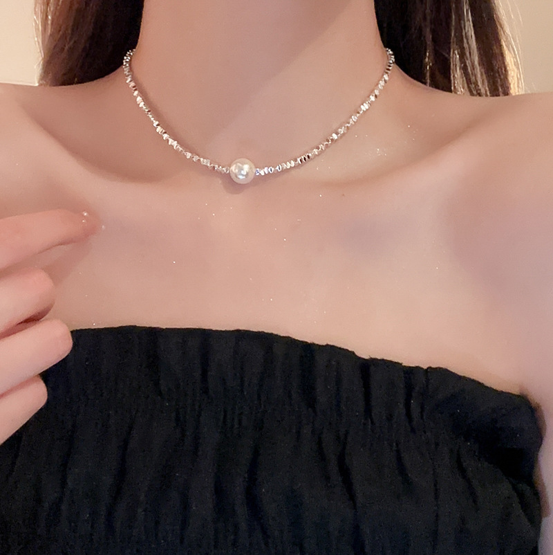 Collar de perlas con lazo de súper hada, cadena de clavícula de moda de lujo ligero francés, sentido de alta gama, joyería de nicho de arte, mujer al por mayor